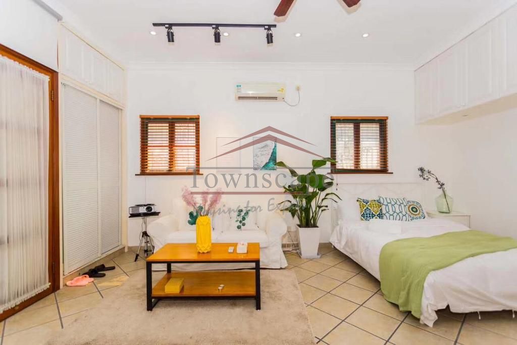  Bright Studio with Floor Heating and Patio in FFC