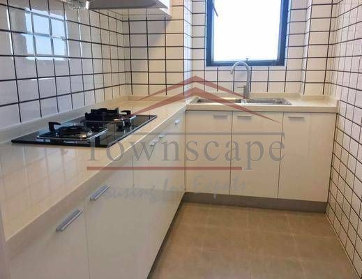  Bright 3BR Apartment near Suzhou Creek