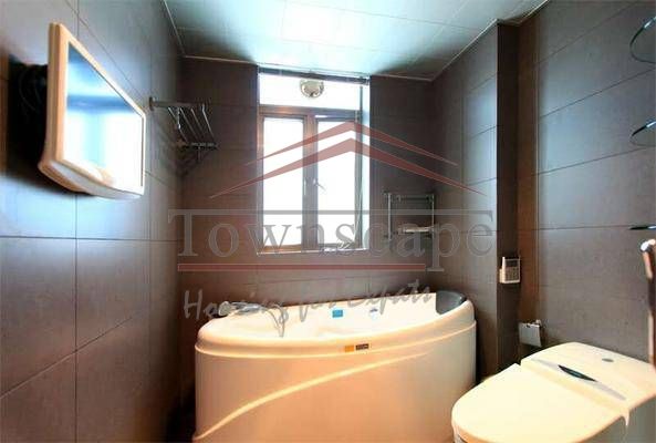  Modern 2BR Apartment with Good Design nr Zhongshan Park