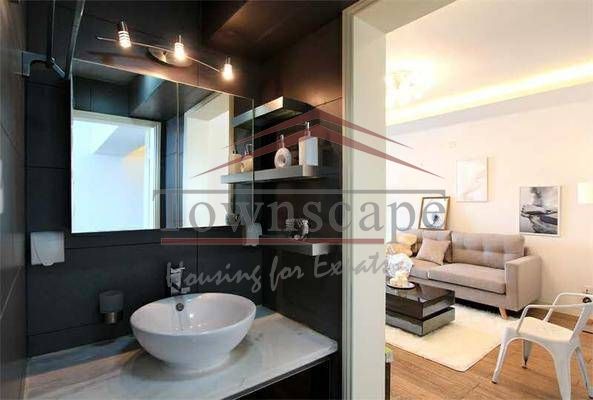  Modern 2BR Apartment with Good Design nr Zhongshan Park