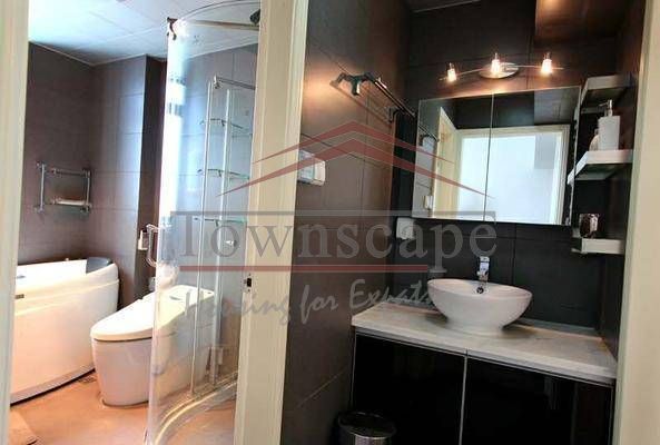  Modern 2BR Apartment with Good Design nr Zhongshan Park