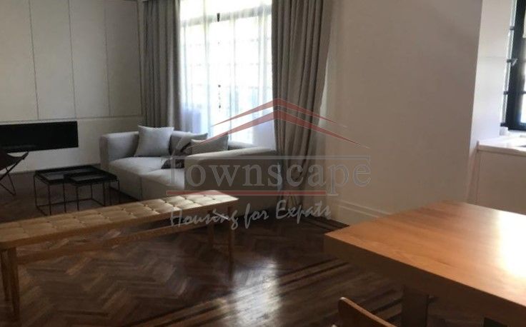  Prestigious 2BR Apartment near West Nanjing Road