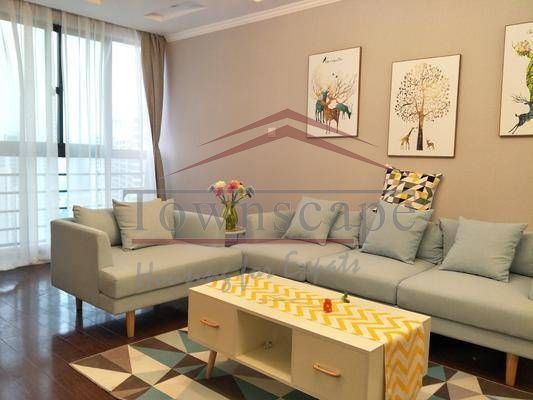  Modern 2BR Apartment beside Suzhou River