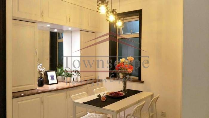  Sleek 2BR Apartment in former French Concession