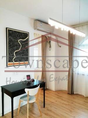  Sunny 2BR Apartment near Xintiandi and Dapuqiao