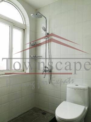  Sunny 2BR Apartment near Xintiandi and Dapuqiao