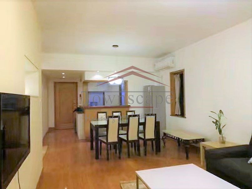  2BR Apartment Good Compound near Shanghai Library