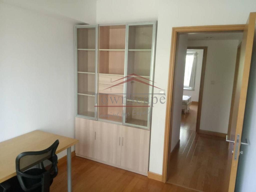  Modern 4BR Apartment for Rent in Hongqiao