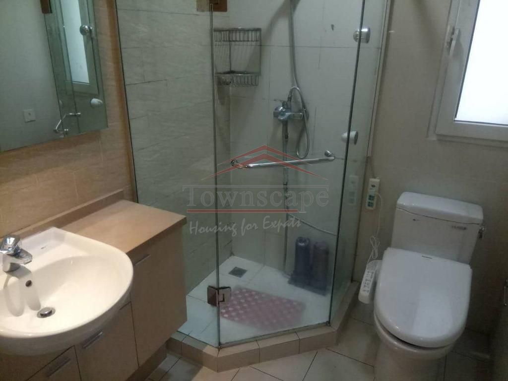  Modern 4BR Apartment for Rent in Hongqiao