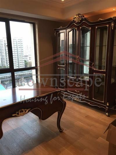  New High Quality 3BR Apartment in Xuhui