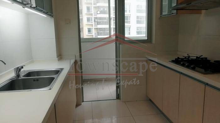  Good 3BR Apartment for Rent in Oasis Riviera