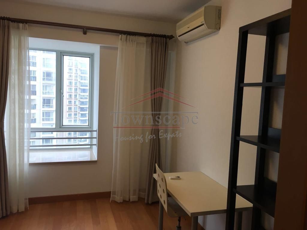  Modern 3BR Apartment for Rent in Tianshan