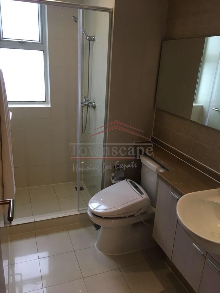  Modern 3BR Apartment for Rent in Tianshan