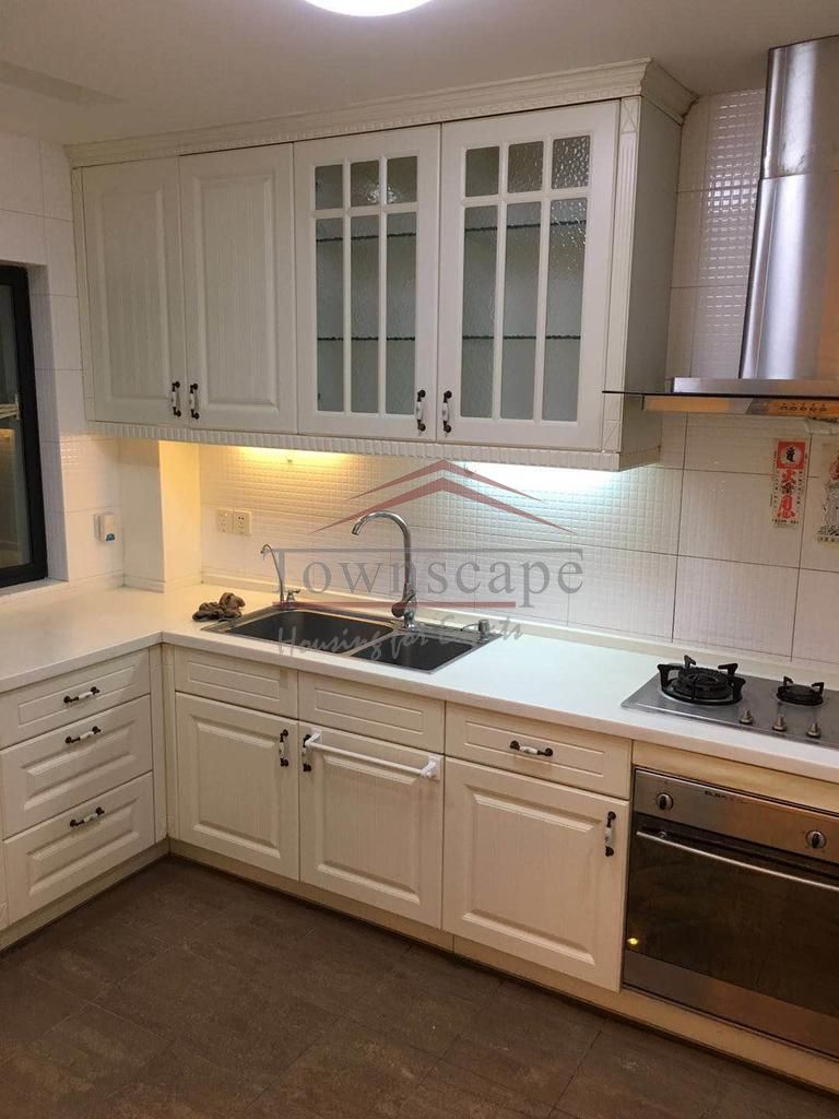  Spacious 4BR Apartment for Rent near Gubei