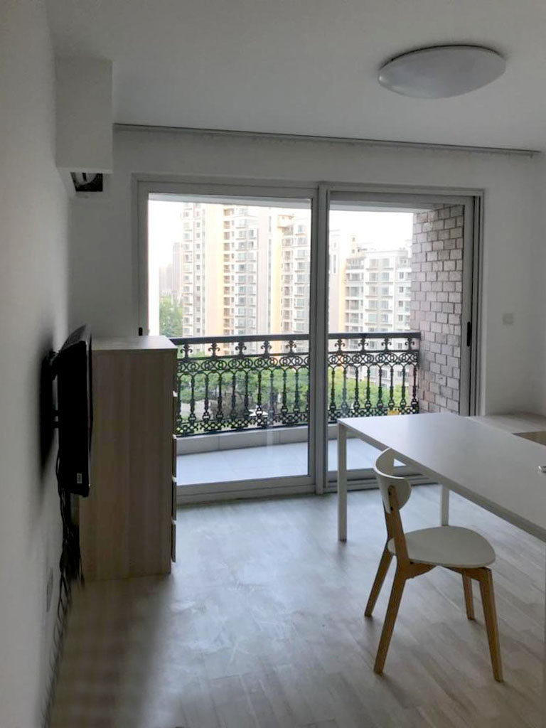  Nice Family Apartment in Gubei Golden Street area