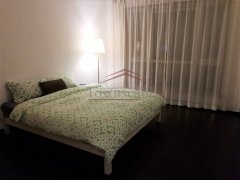  Spacious 2BR Apartment near Xintiandi