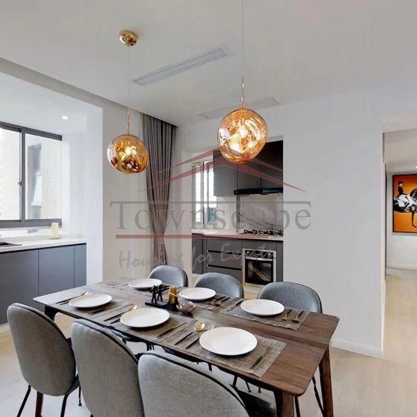  High-End 4BR Apartment in Jingan