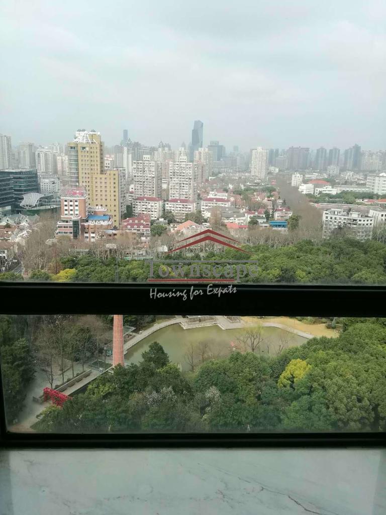  Modern 2BR Apartment with View over Xujiahui Park