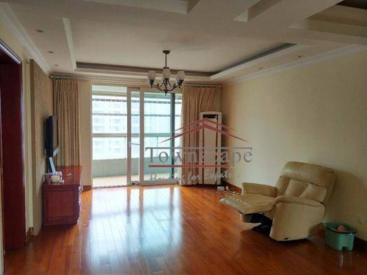  3BR Apartment with Floor Heating in Anfu Road