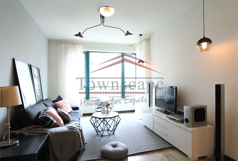  Well Designed 2BR Apartment for Rent in Xujiahui