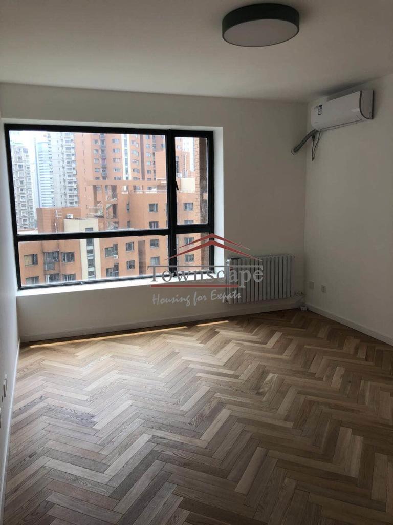  Nice and Bright 2BR Apartment in Jing an