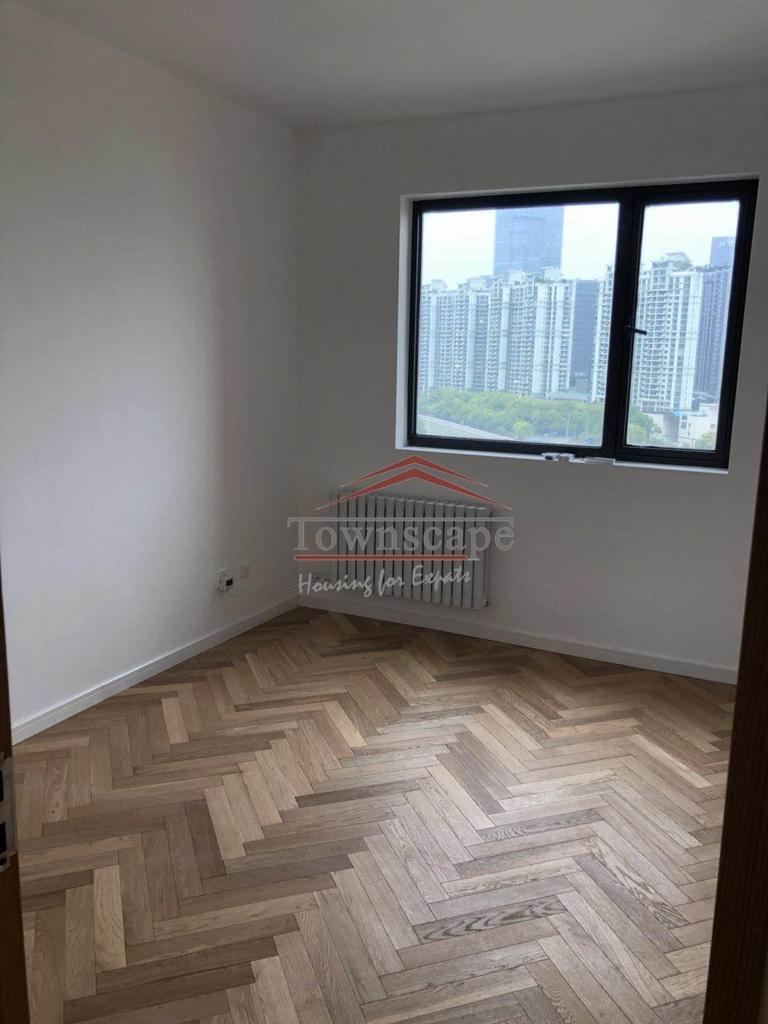  Nice and Bright 2BR Apartment in Jing an