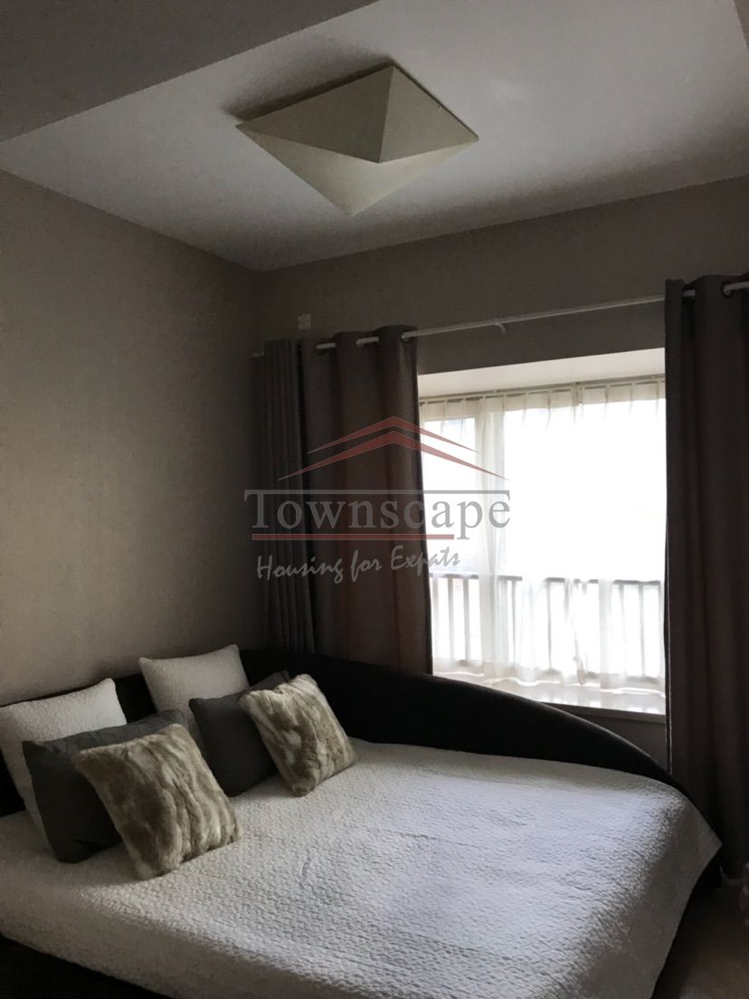  Luxury 2BR Apartment in Lujiazui