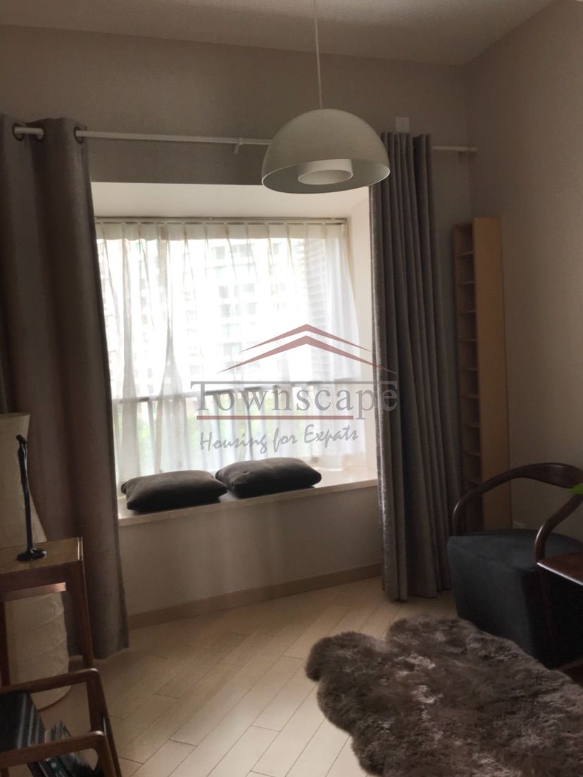  Luxury 2BR Apartment in Lujiazui